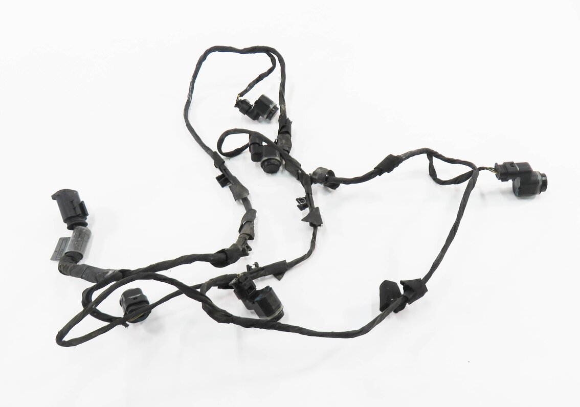 Thumbnail 2: 2011 BMW 750i (F01) FRONT PDC PARK DISTANCE SENSOR SET w/ HARNESS (BLACK 475)