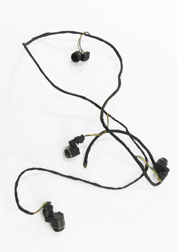 Thumbnail 4: 2011 BMW 750i (F01) REAR PDC PARK DISTANCE SENSOR SET w/ HARNESS (BLACK 475)