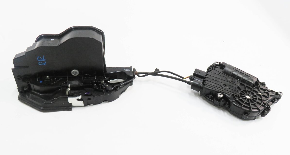Thumbnail 2: 2011-2015 BMW 740i 750i 760i (F01) RIGHT SIDE REAR DOOR LOCK LATCH (SOFT CLOSE)