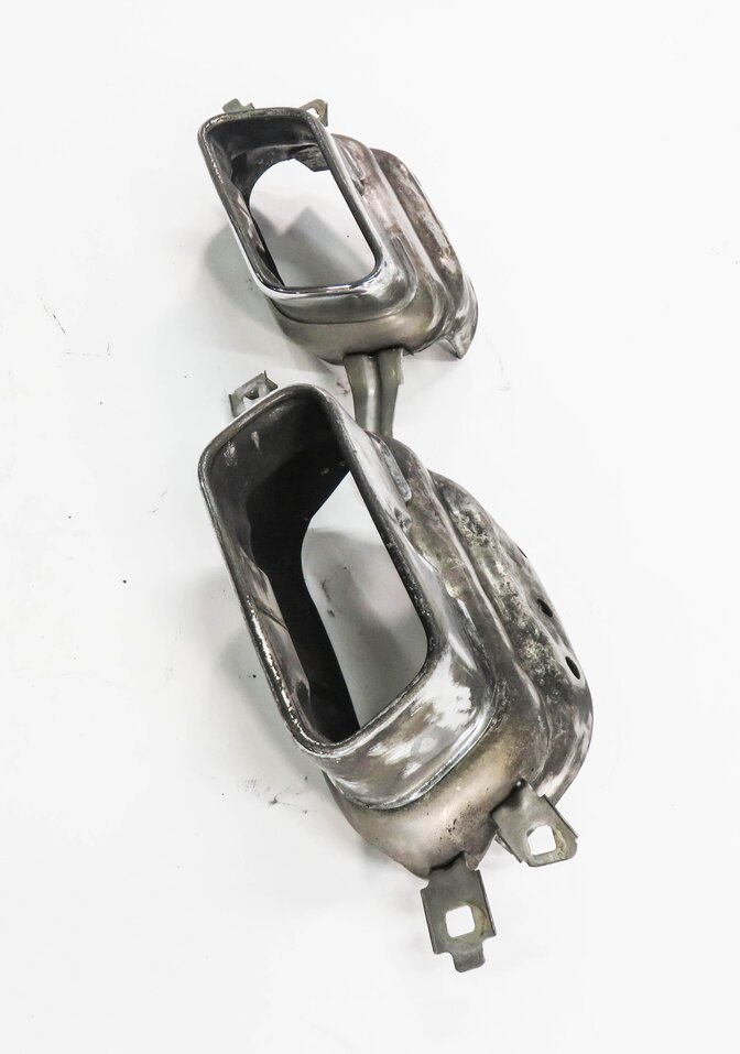 Thumbnail 3: 2011 BMW 750i (F01 F02) EXHAUST TIP SET-2