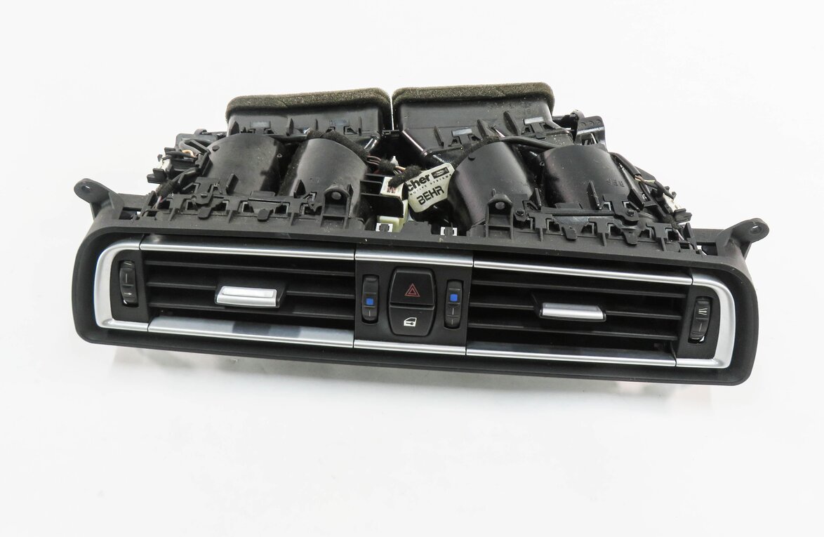 Thumbnail 2: 2011 BMW 750i (F01) CENTER DASH HEATER A/C AIR VENT HAZARD CENTRAL LOCK SWITCH