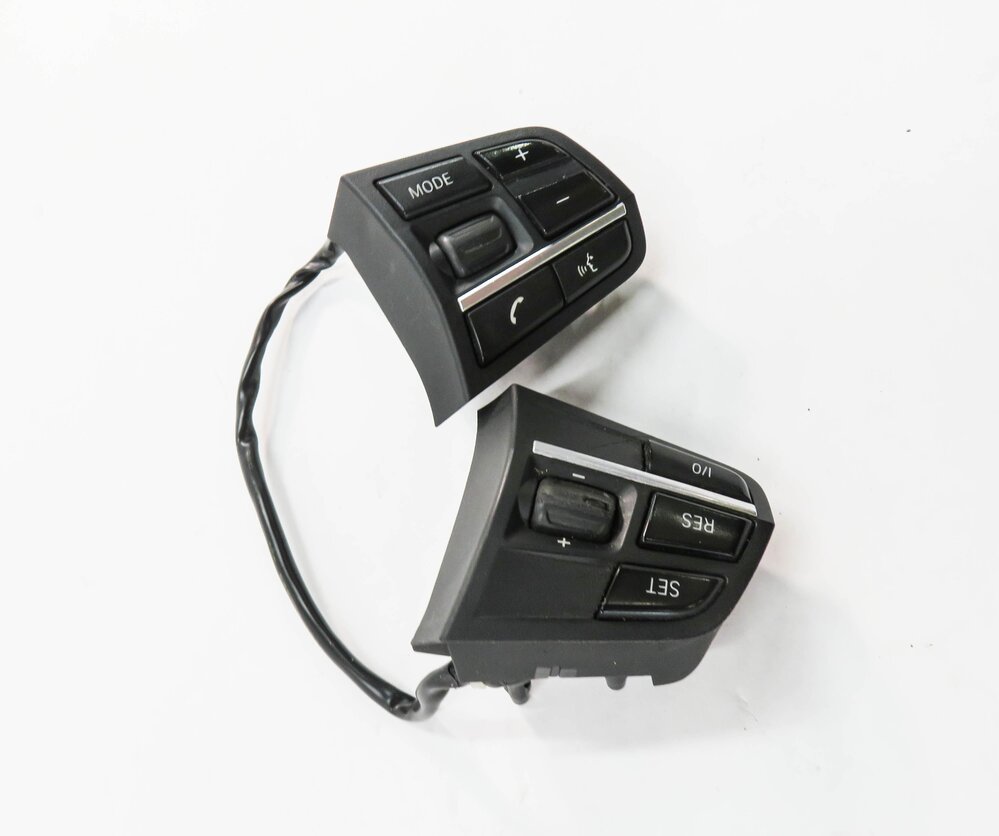 Thumbnail 11: 2011 BMW 750i (F01) STEERING WHEEL SWITCH BUTTON SET-2