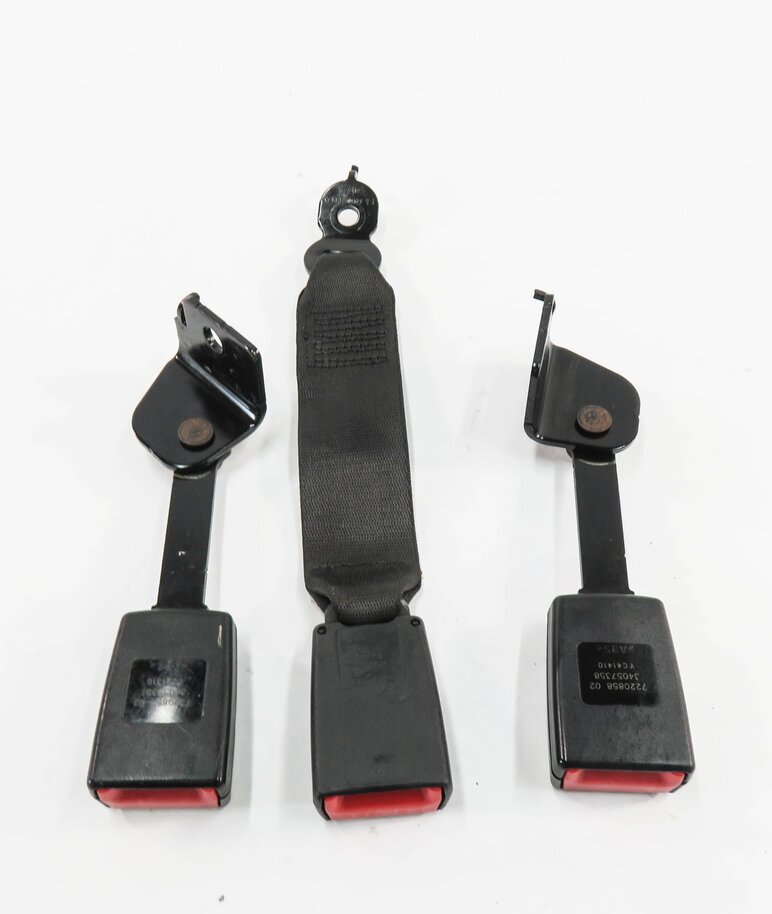 Thumbnail 5: 2011 BMW 750i (F01) REAR SEAT SEATBELT BUCKLE RECEIVER SET-3 (BLACK)
