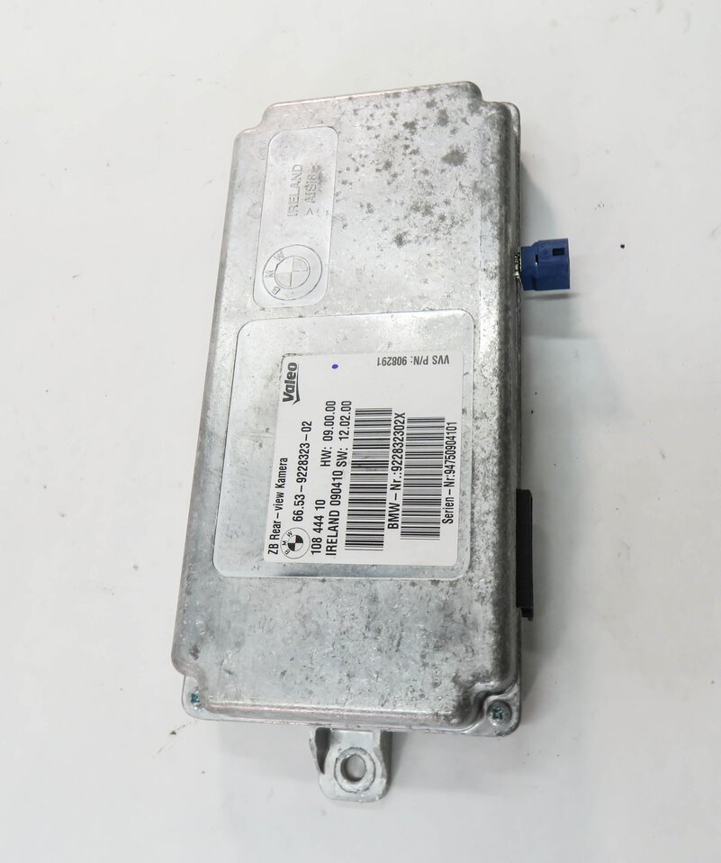 Thumbnail 3: 10-19 BMW 328i 330i 335i 528i 535i 550i 740i 750i M3 M4 - REARVIEW CAMERA MODULE