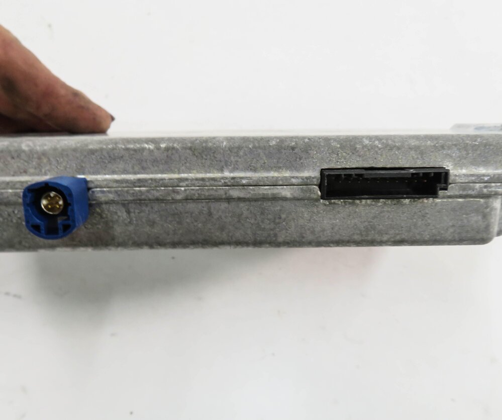 Thumbnail 7: 10-19 BMW 328i 330i 335i 528i 535i 550i 740i 750i M3 M4 - REARVIEW CAMERA MODULE