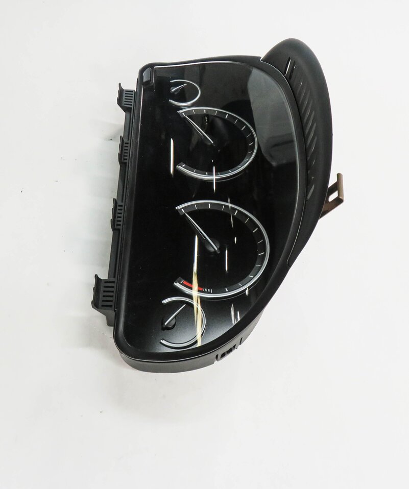 Thumbnail 4: 09-10 BMW 550iGT 750i 760i (F01 F07) 4.4L / 6.0L TWIN TURBO - SPEEDOMETER (119k)