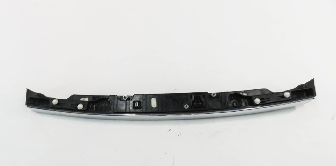 Thumbnail 6: 2011 BMW 750i (F01 F02 F04) REAR TRUNK HANDLE LICENSE LIGHTS w/ BACKUP CAMERA