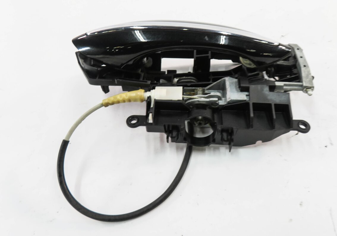 Thumbnail 12: 09-18 BMW 528i 535i 550i 740i 750i 760i RIGHT FRONT COMFORT DOOR HANDLE (BLACK)