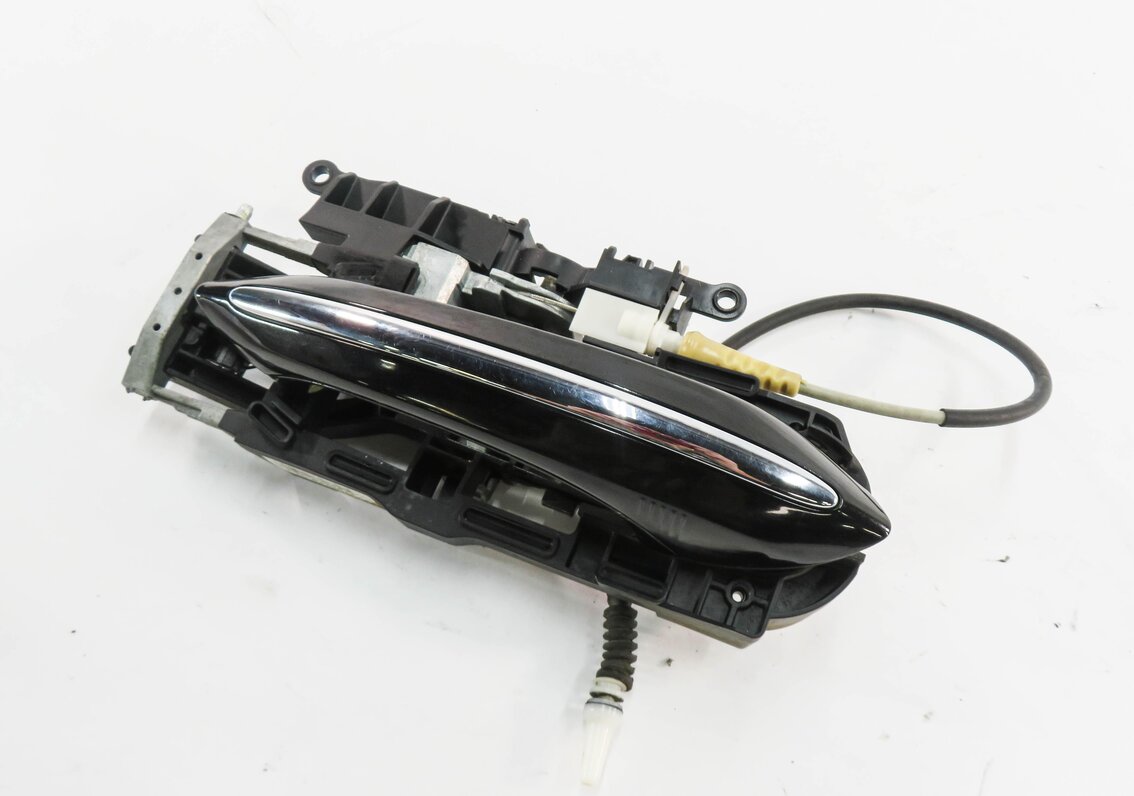 Thumbnail 8: 09-18 BMW 528i 535i 550i 740i 750i 760i RIGHT FRONT COMFORT DOOR HANDLE (BLACK)