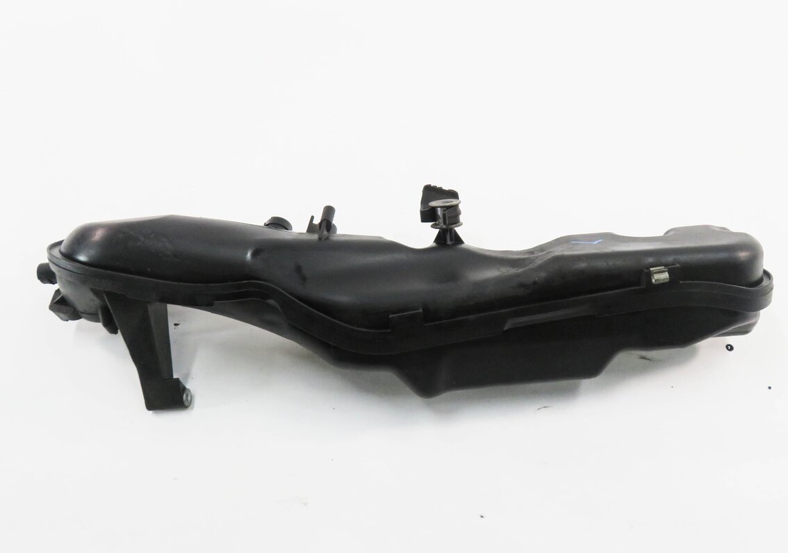 Thumbnail 5: 08-14 BMW 550i 650i 750i X5 X6 (F01 F10 E70 E71) 4.4L N63 - LEFT INTAKE MANIFOLD