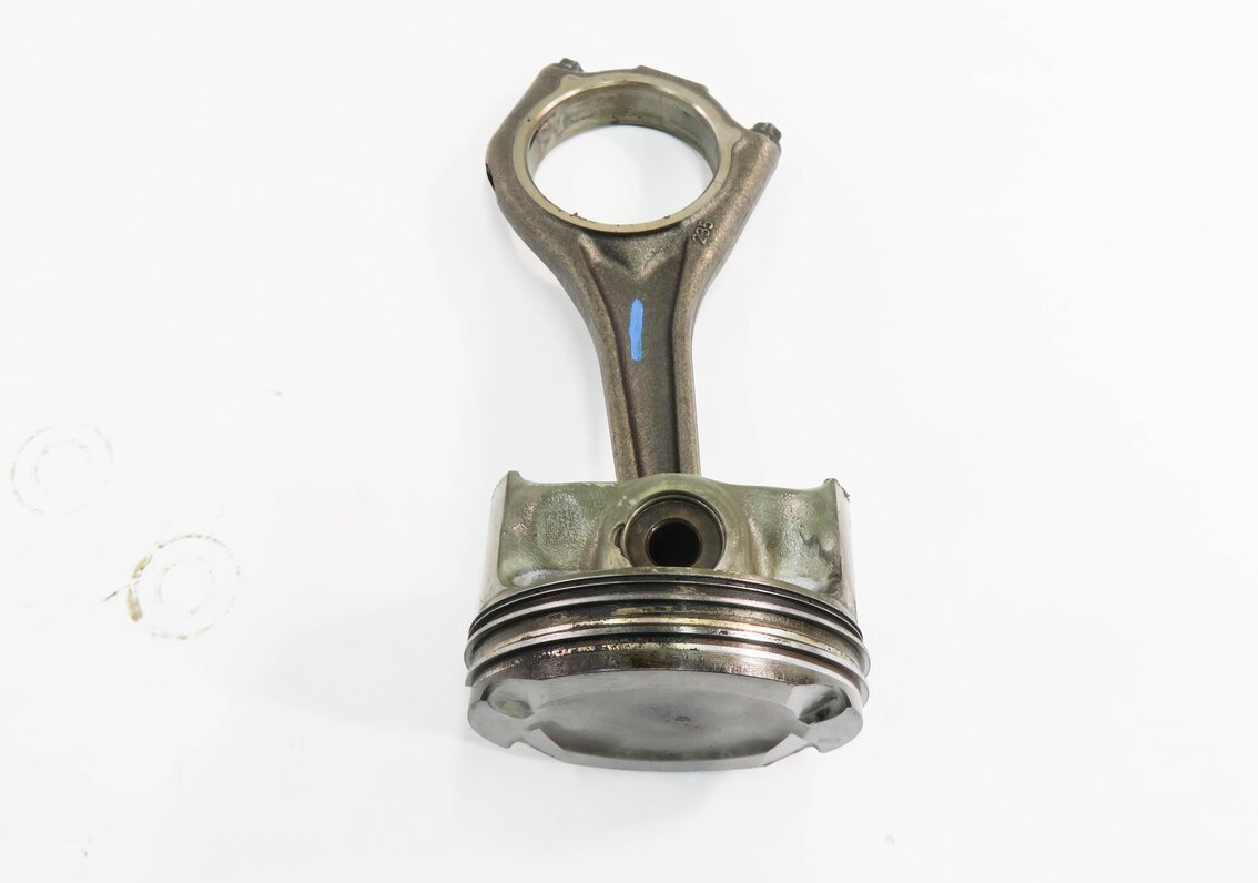Thumbnail 3: 2009-2014 BMW 550i 750i X5 X6 (F01 F10 E70 E71) 4.4L N63 V8 - PISTON w/ ROD
