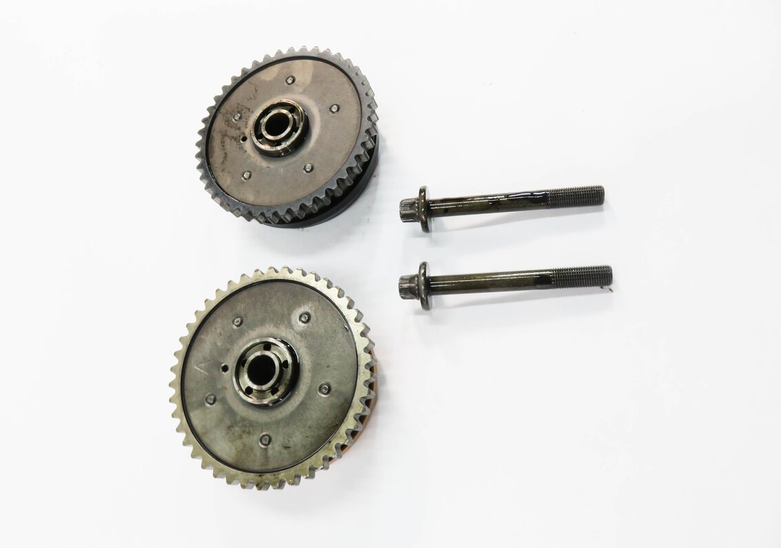 Thumbnail 3: 2011 BMW 750i (F01) 4.4L N63 ENGINE - LEFT INTAKE & EXHAUST TIMING GEAR SET-2