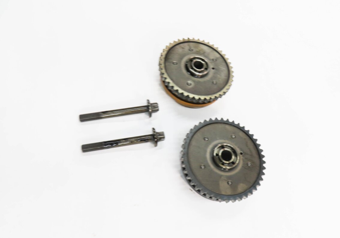Thumbnail 4: 2011 BMW 750i (F01) 4.4L N63 ENGINE - LEFT INTAKE & EXHAUST TIMING GEAR SET-2
