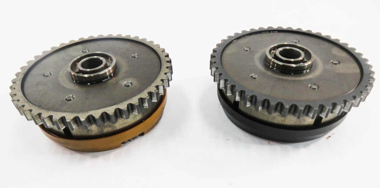 Thumbnail 6: 2011 BMW 750i (F01) 4.4L N63 ENGINE - LEFT INTAKE & EXHAUST TIMING GEAR SET-2