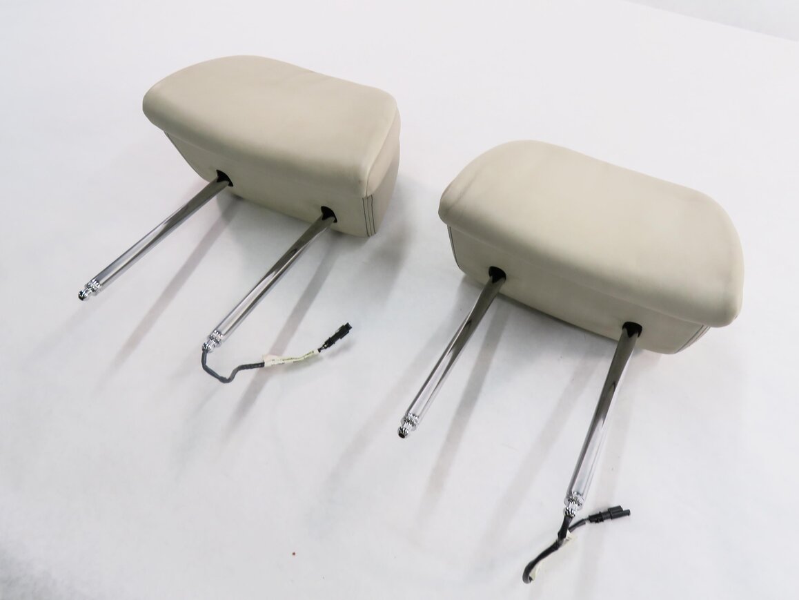 2010 BMW X6 (E71) FRONT LEFT & RIGHT SEAT HEADREST SET-2 (IVORY LEATHER)