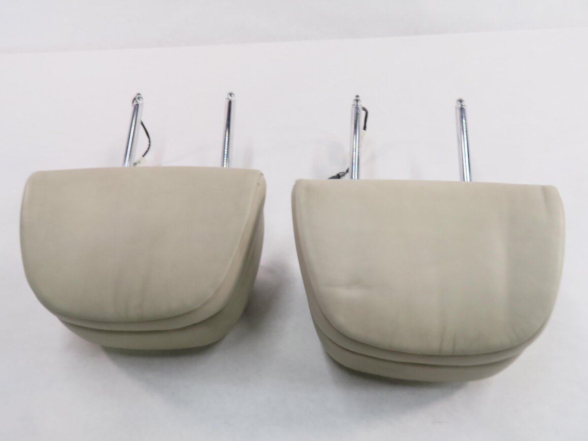 Thumbnail 5: 2010 BMW X6 (E71) FRONT LEFT & RIGHT SEAT HEADREST SET-2 (IVORY LEATHER)