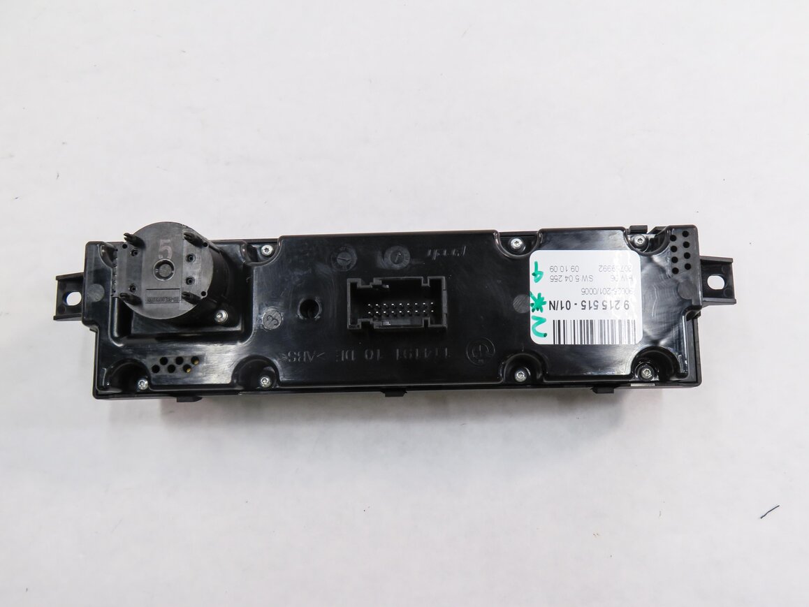 Thumbnail 8: 2010 BMW X5 REAR HEATER A/C SEAT CLIMATE CONTROL PANEL