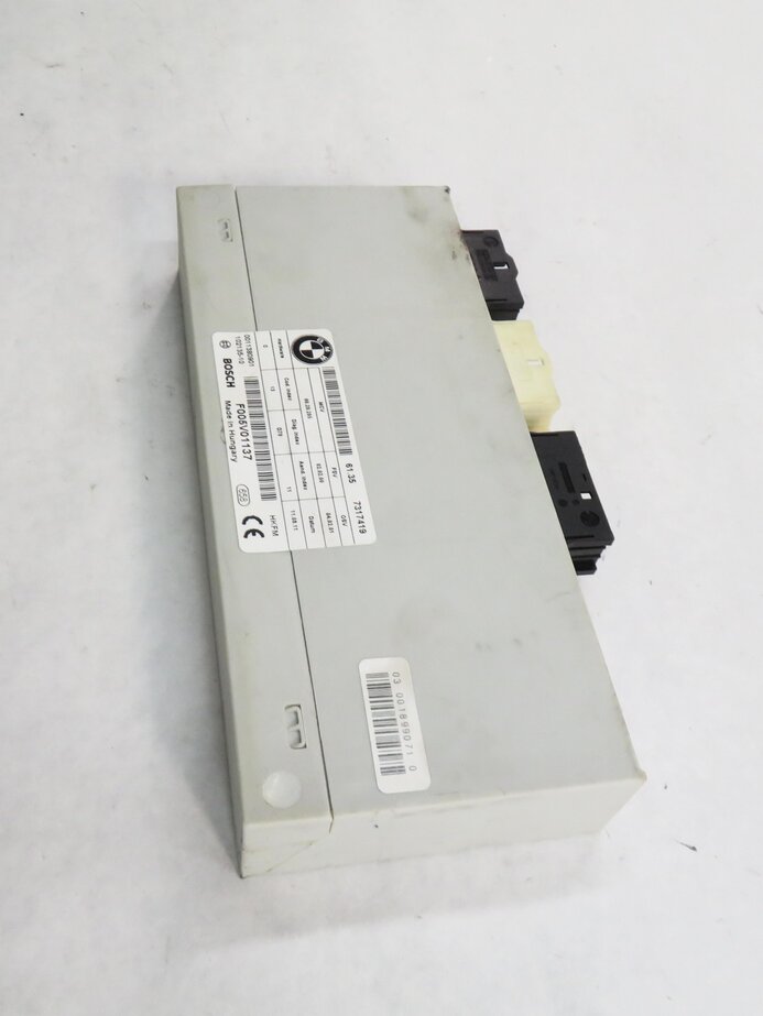 Thumbnail 4: 2008-2014 BMW X6 X6M (E71 E72) REAR LIFTGATE CONTROL MODULE TRUNK LIFT MODULE