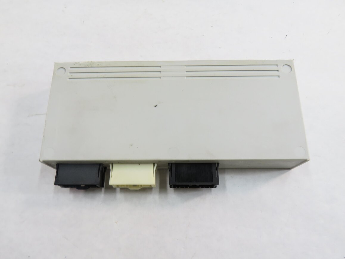 Thumbnail 5: 2008-2014 BMW X6 X6M (E71 E72) REAR LIFTGATE CONTROL MODULE TRUNK LIFT MODULE