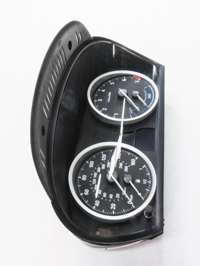 Thumbnail 4: 2010-2011 BMW X6 (E72) ACTIVEHYBRID - SPEEDOMETER INSTRUMENT GAUGE CLUSTER (61k)