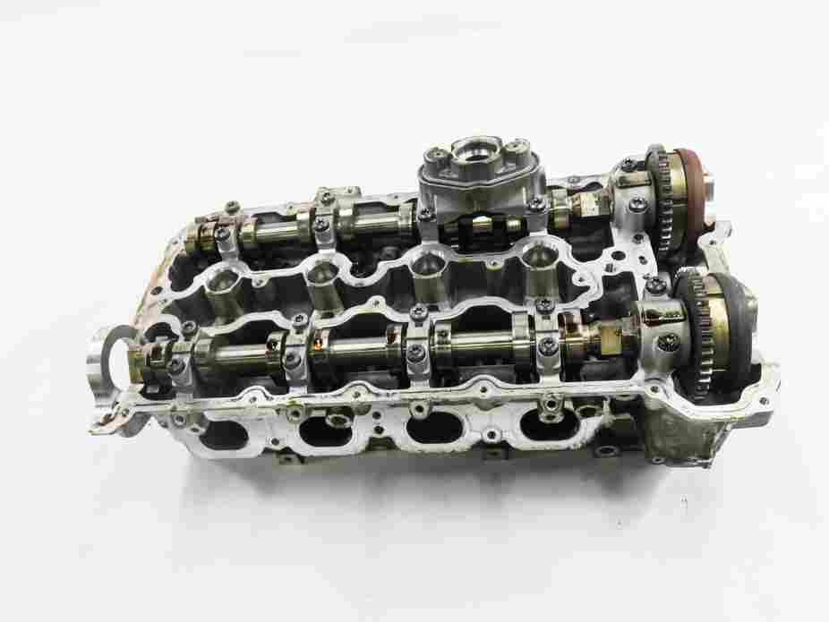 Thumbnail 2: 2010-2011 BMW X6 (E72) ACTIVEHYBRID - 4.4L N63 ENGINE - RIGHT CYLINDER HEAD