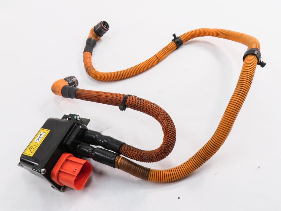 Thumbnail 2: 2010 BMW X6 (E72) HYBRID - POWER DISTRIBUTION BOX w/ HIGH VOLTAGE CABLE