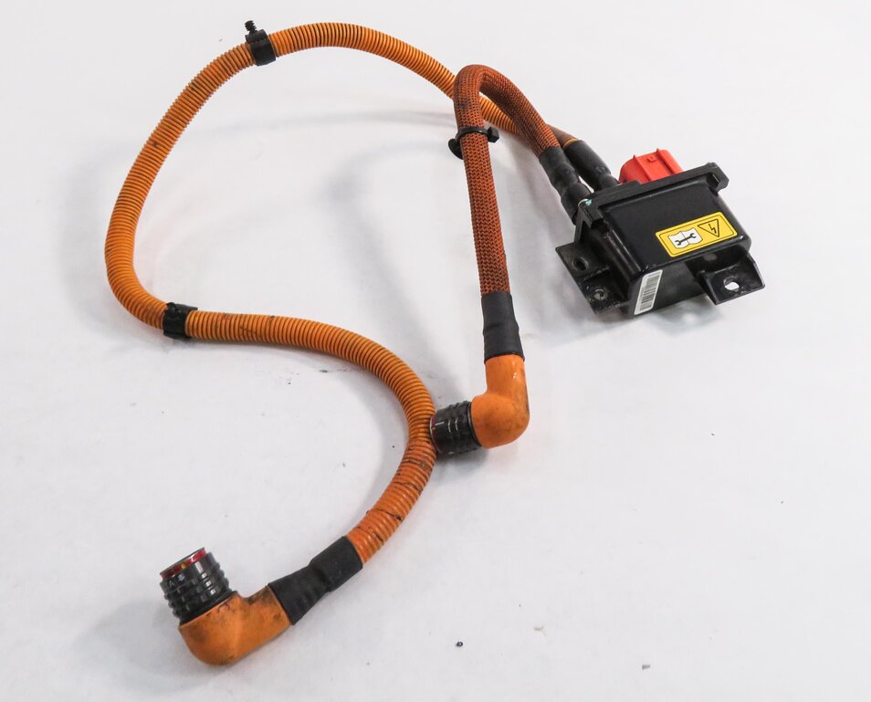 Thumbnail 5: 2010 BMW X6 (E72) HYBRID - POWER DISTRIBUTION BOX w/ HIGH VOLTAGE CABLE