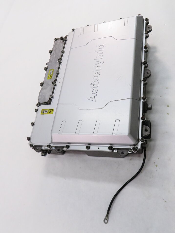 Thumbnail 3: 2010-2011 BMW X6 (E72) ACTIVEHYBRID - HYBRID POWER ELECTRONICS BOX