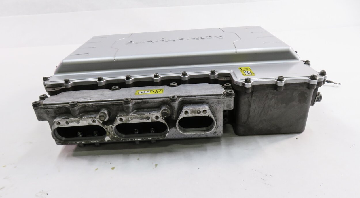 Thumbnail 5: 2010-2011 BMW X6 (E72) ACTIVEHYBRID - HYBRID POWER ELECTRONICS BOX