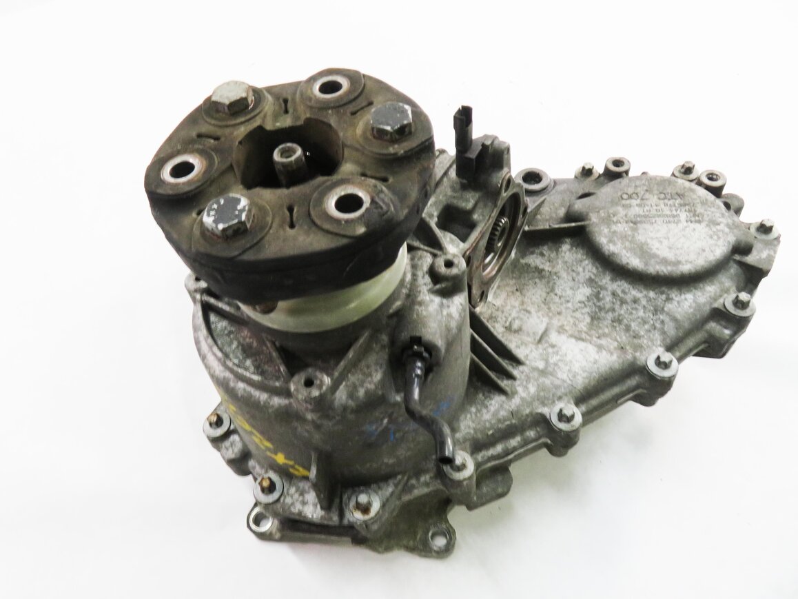 Thumbnail 6: 2008-2014 BMW X6 (E72) 4.4L ACTIVEHYBRID - FRONT TRANSFER CASE