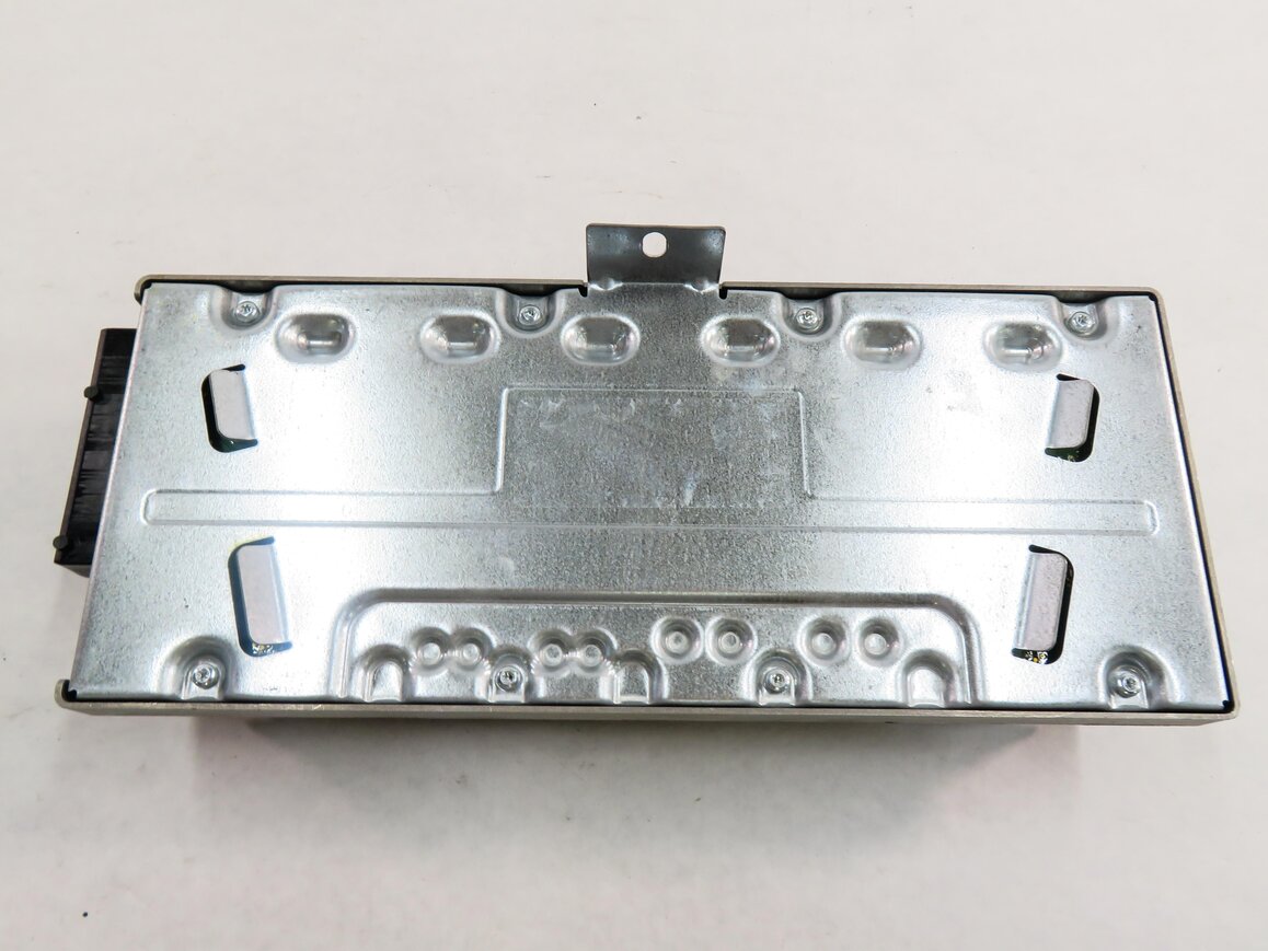 Thumbnail 5: 2010 BMW X6 (E71) RADIO STEREO TOP HiFi AUDIO AMP AMPLIFIER