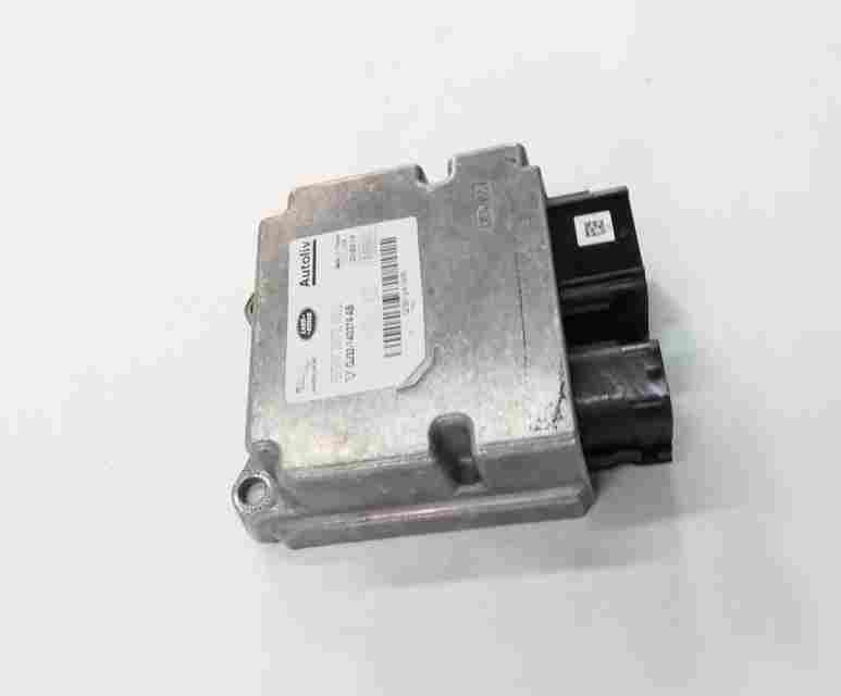 Thumbnail 3: 2016-2019 RANGE ROVER EVOQUE L538 SAFETY RESTRAINT CONTROL MODULE