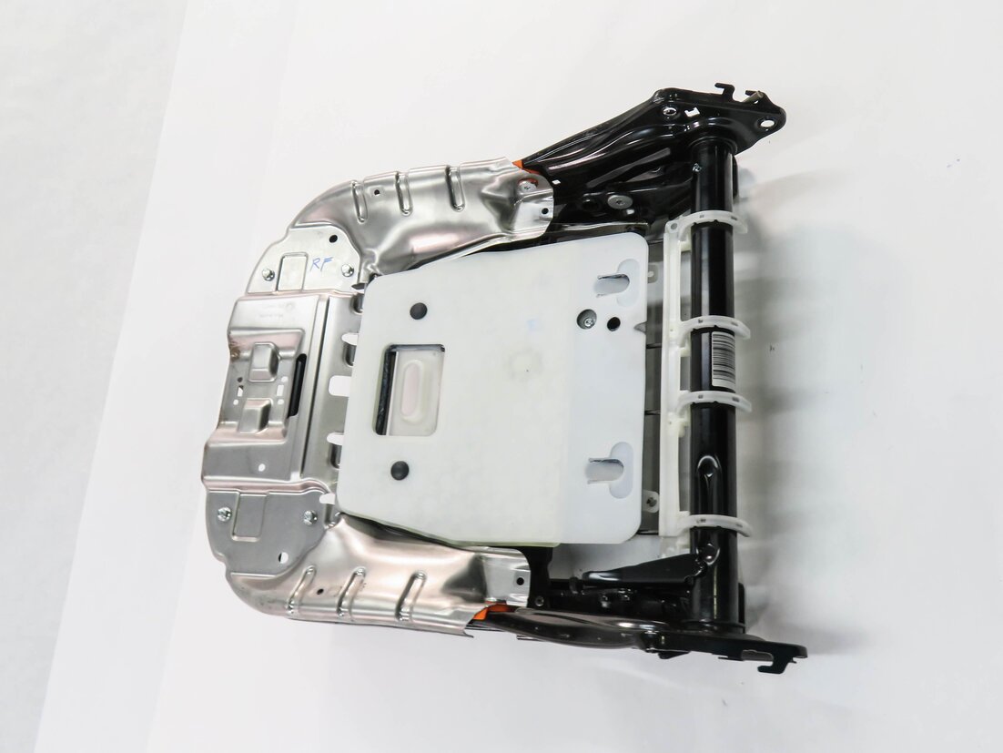 Thumbnail 3: 2016-2019 RANGE ROVER EVOQUE (L538) RIGHT FRONT PASSENGER SEAT TRACK w/ MOTORS