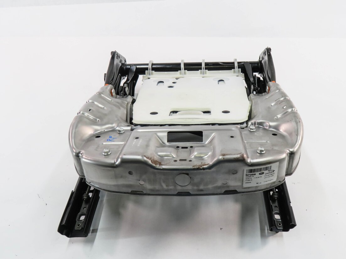 Thumbnail 5: 2016-2019 RANGE ROVER EVOQUE (L538) RIGHT FRONT PASSENGER SEAT TRACK w/ MOTORS