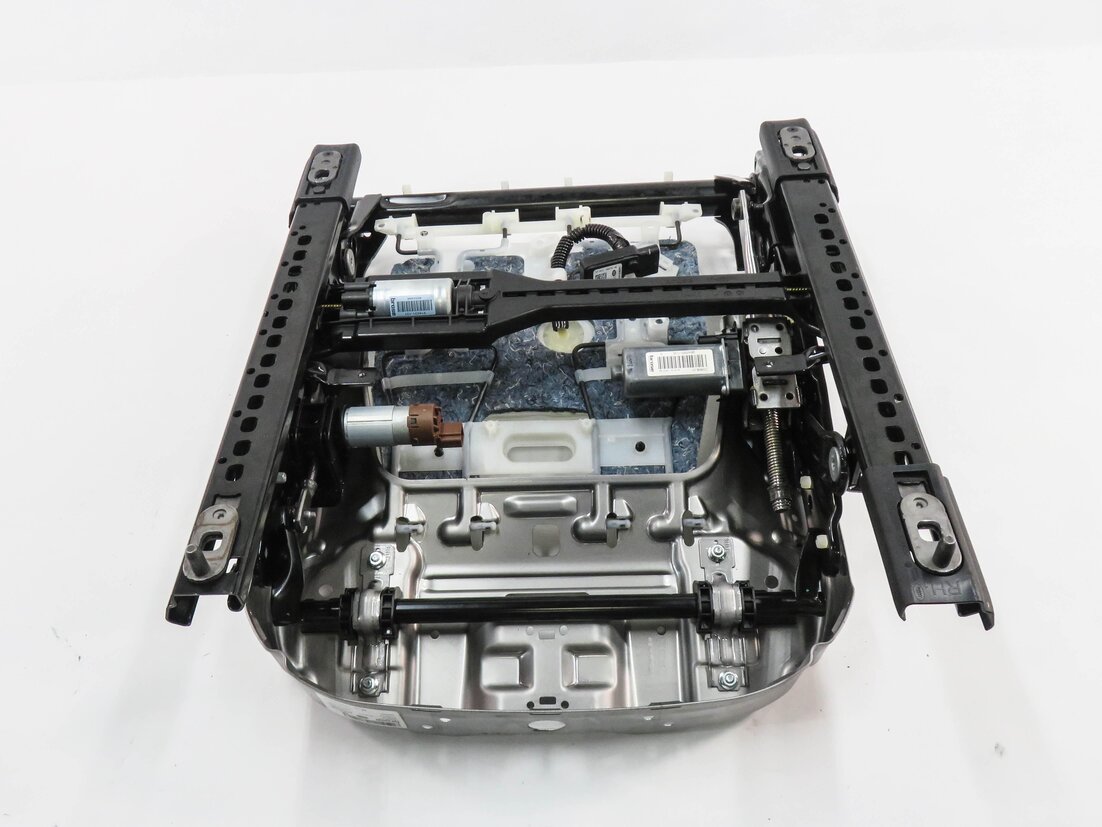 Thumbnail 7: 2016-2019 RANGE ROVER EVOQUE (L538) RIGHT FRONT PASSENGER SEAT TRACK w/ MOTORS
