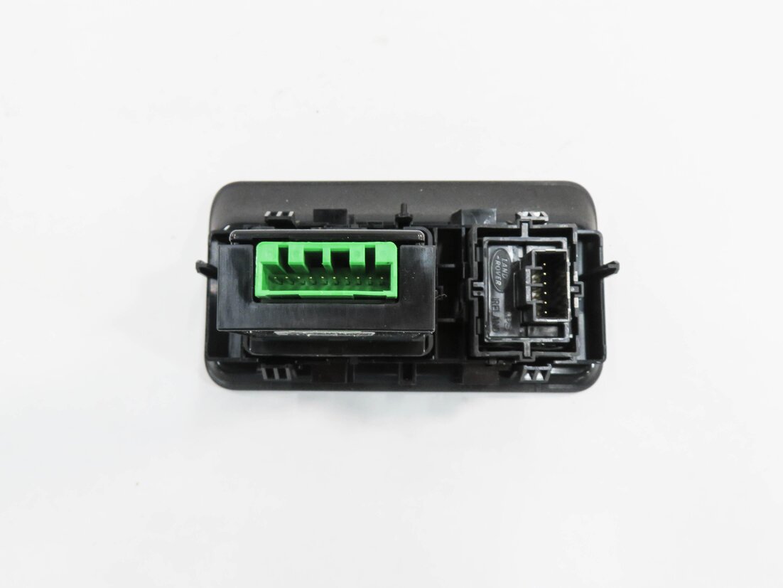 Thumbnail 6: 2016 RANGE ROVER EVOQUE (L538) REAR TRUNK RELEASE SWITCH w/ DIMMER CONTROL