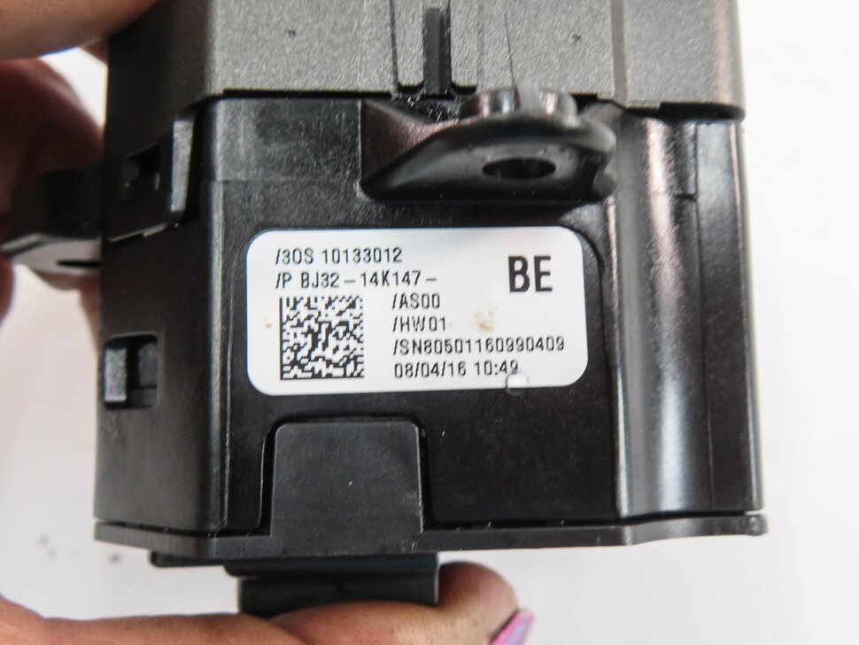 Thumbnail 8: 2016 RANGE ROVER EVOQUE (L538) TRACTION CONTROL SWITCH BUTTON