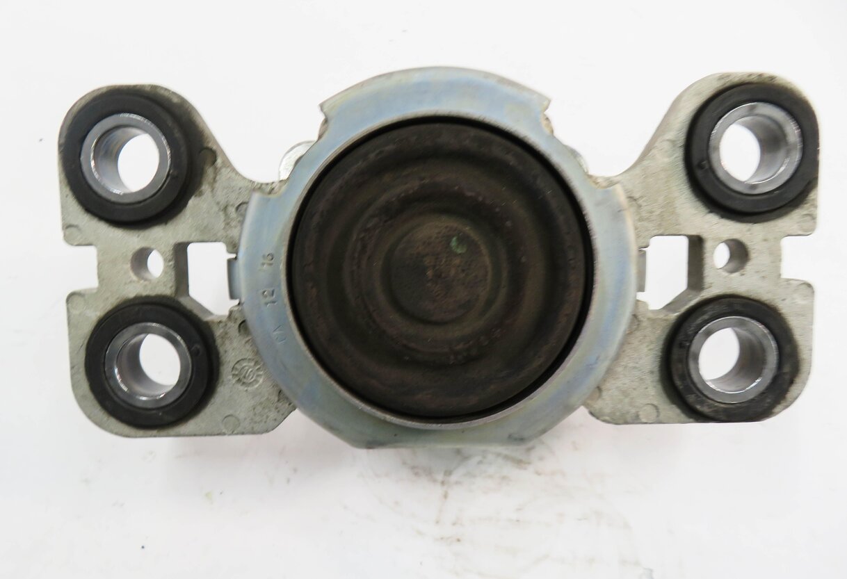 Thumbnail 5: 2016 RANGE ROVER EVOQUE (L538) 2.0L TURBO ENGINE - TRANSMISSION MOUNT BRACKET