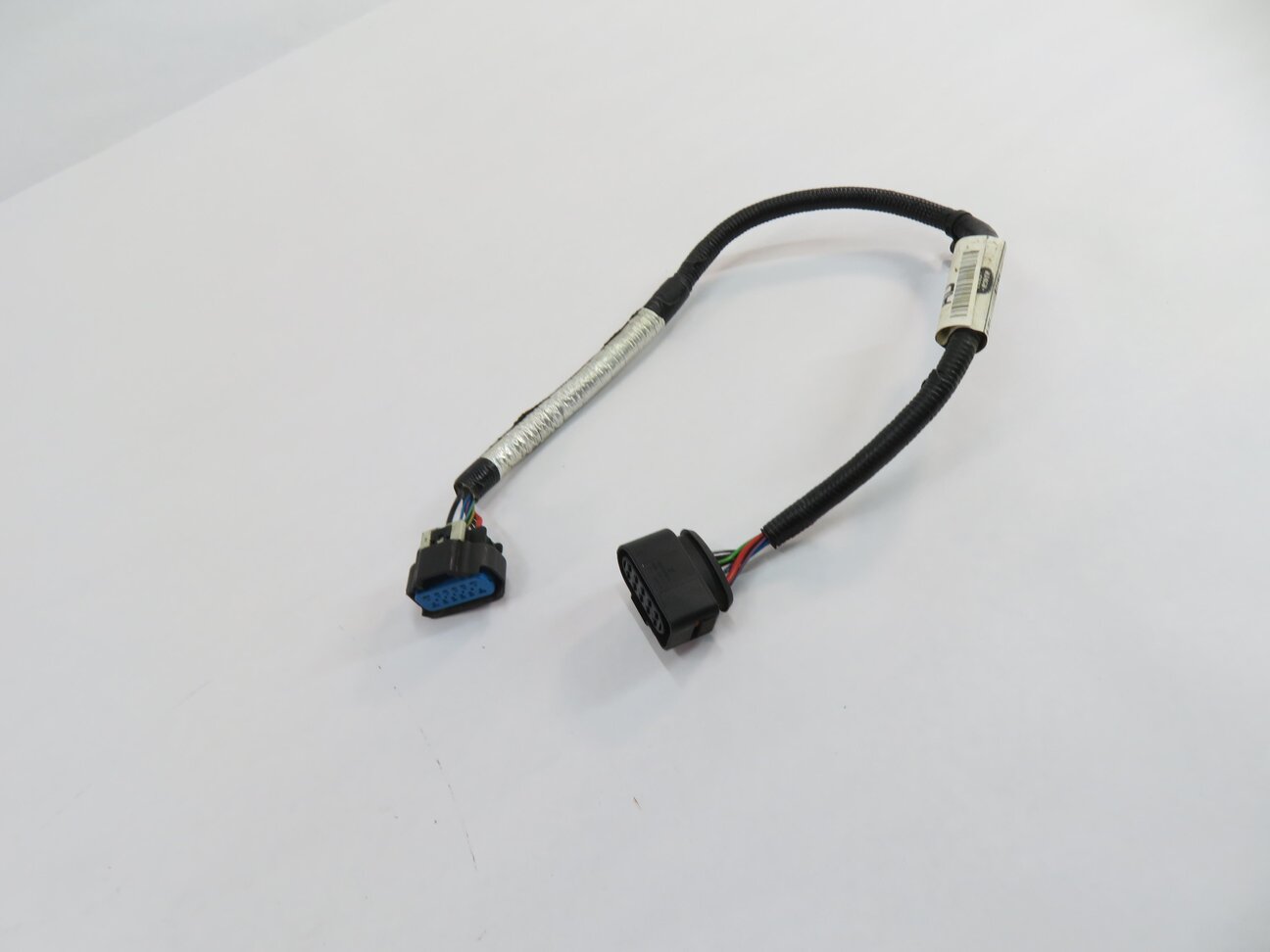 Thumbnail 2: 2016 RANGE ROVER EVOQUE (L538) REAR DIFFERENTIAL WIRE WIRING HARNESS