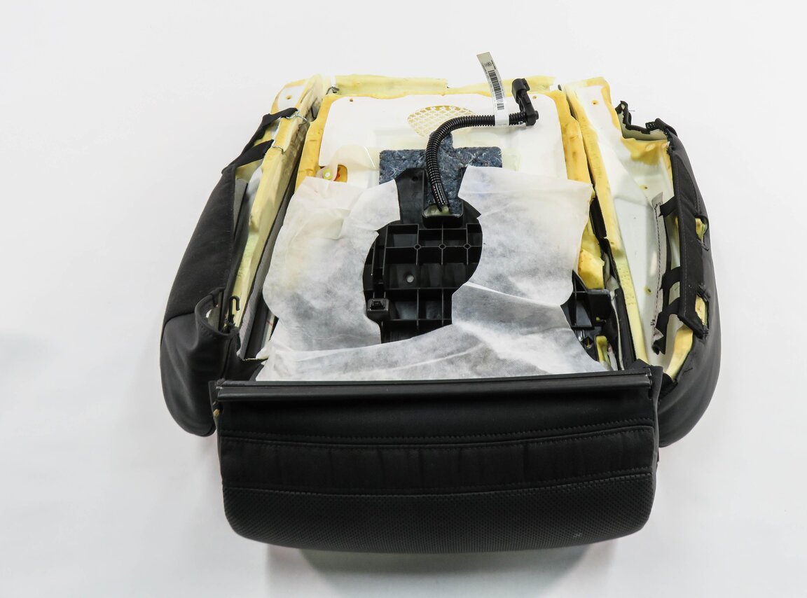 Thumbnail 6: 2014 AUDI S8 (D4 4H) PASSENGER - LOWER BOTTOM HEATED SPORT SEAT CUSHION (BLACK)