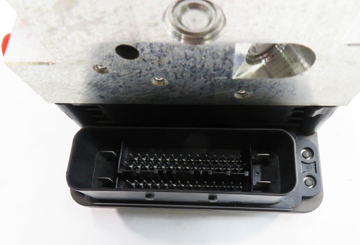 Thumbnail 8: 2008 MERCEDES BENZ CLS550 (W219) ABS ANTI LOCK BRAKE PUMP w/ MODULE