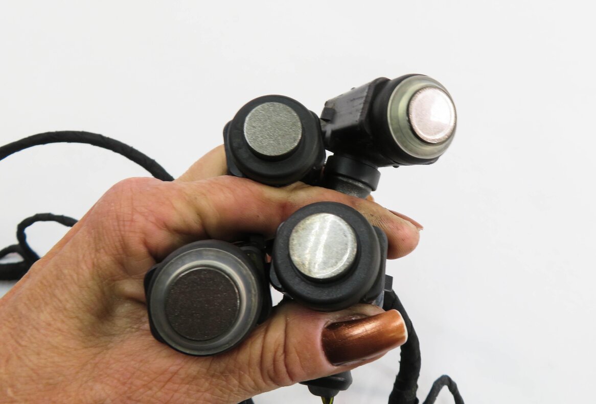 Thumbnail 6: 2008 MERCEDES CLS550 (W219) REAR PDC PARK DISTANCE SENSOR SET w/ HARNESS (GRAY)