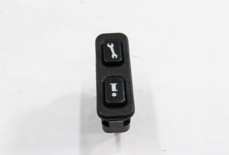 Thumbnail 5: 2008 MERCEDES BENZ CLS550 (W219) FRONT CENTER CONSOLE INFORMATION SERVICE SWITCH