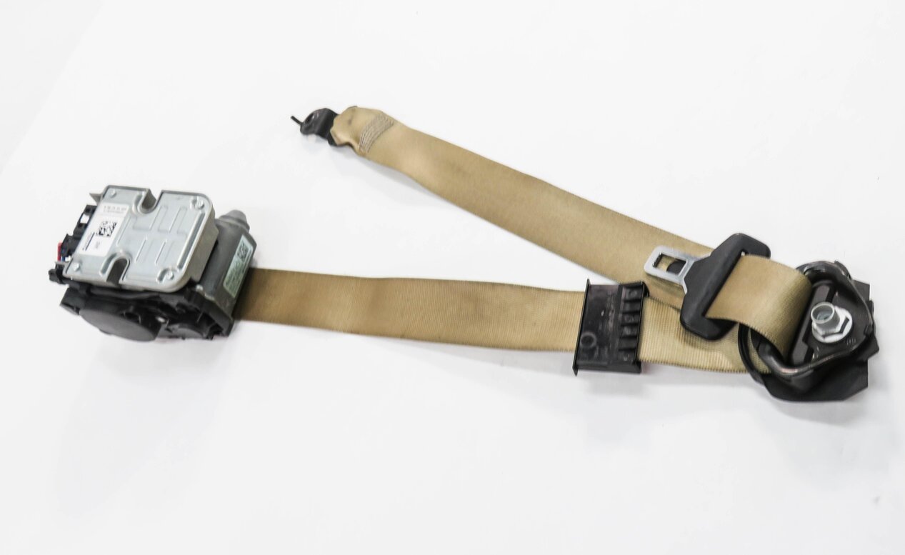 Thumbnail 3: 07-09 MERCEDES E350 E550 CLS63 CLS550 - RIGHT FRONT SEATBELT RETRACTOR (BROWN)