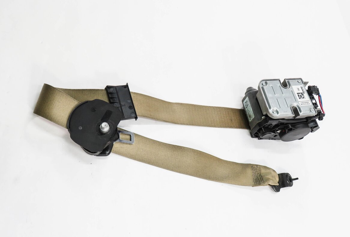 Thumbnail 3: 07-09 MERCEDES E350 E550 CLS63 CLS550 - LEFT FRONT SEATBELT RETRACTOR (BROWN)