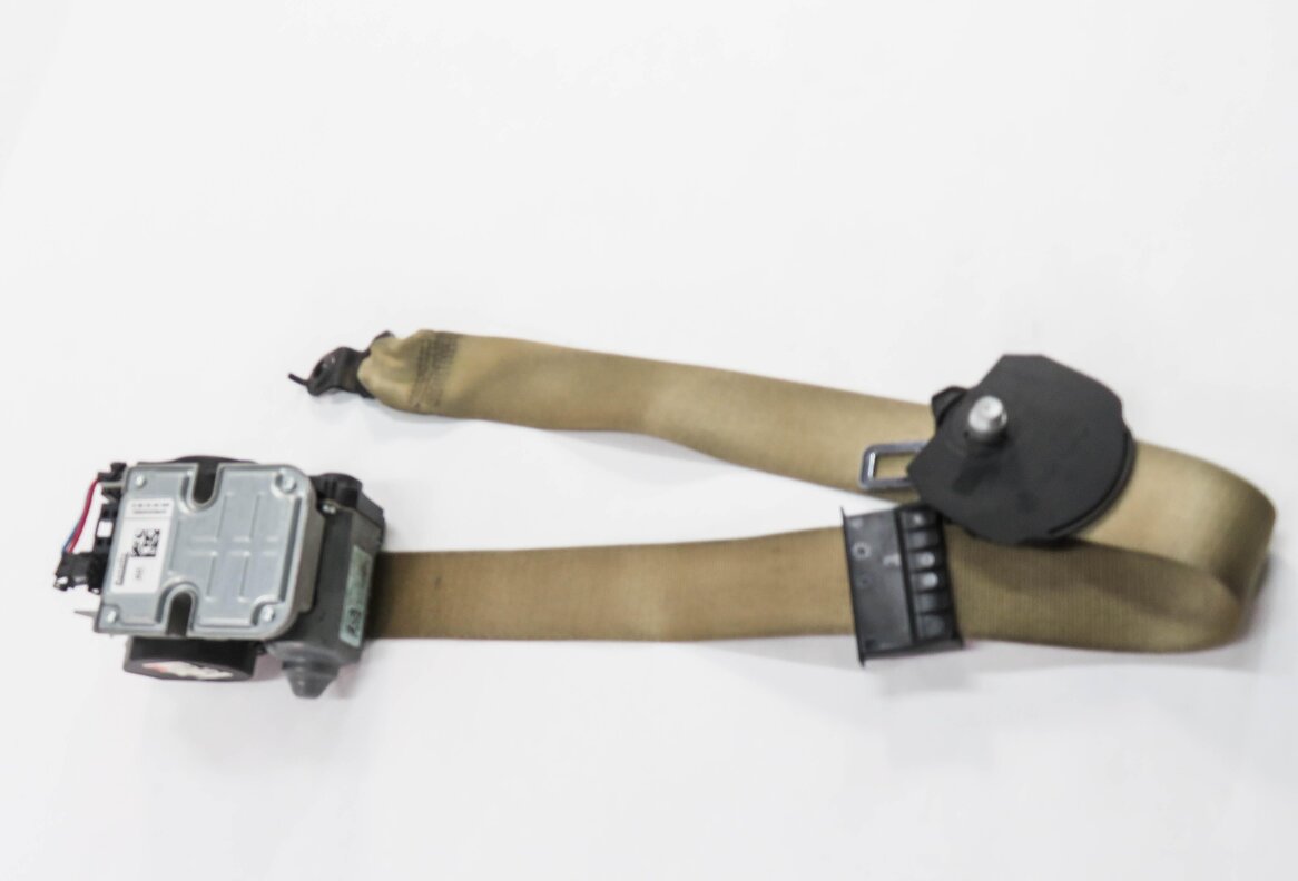Thumbnail 4: 07-09 MERCEDES E350 E550 CLS63 CLS550 - LEFT FRONT SEATBELT RETRACTOR (BROWN)
