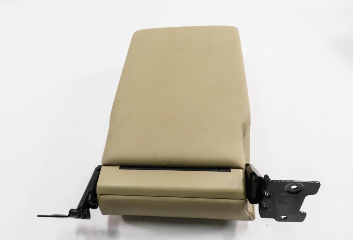 Thumbnail 8: 2008 MERCEDES BENZ CLS550 (W219) REAR SEAT CENTER CONSOLE ARMREST (BROWN 204A)