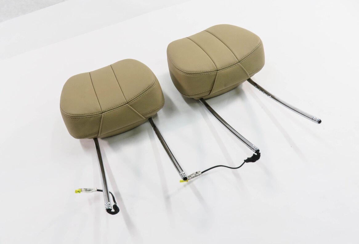 2008 MERCEDES BENZ CLS550 (W219) FRONT LEFT & RIGHT SEAT HEADREST SET (BROWN)