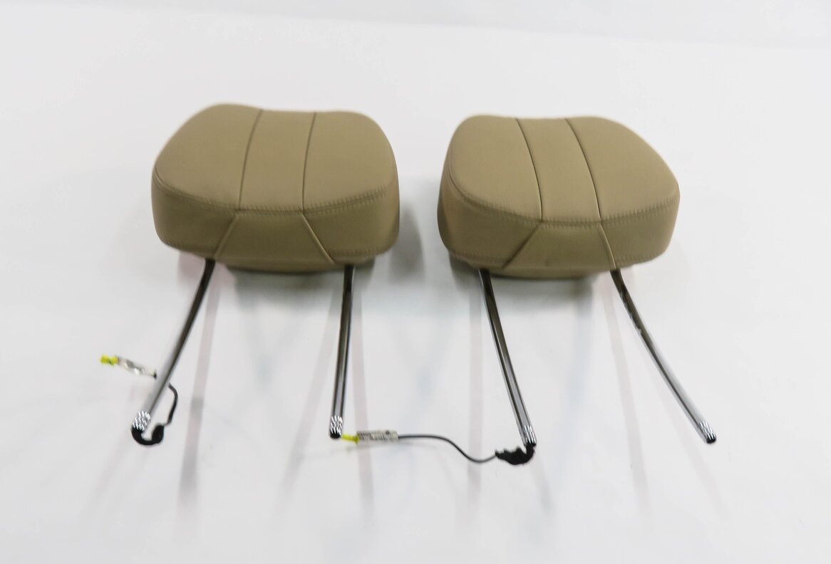 Thumbnail 2: 2008 MERCEDES BENZ CLS550 (W219) FRONT LEFT & RIGHT SEAT HEADREST SET (BROWN)