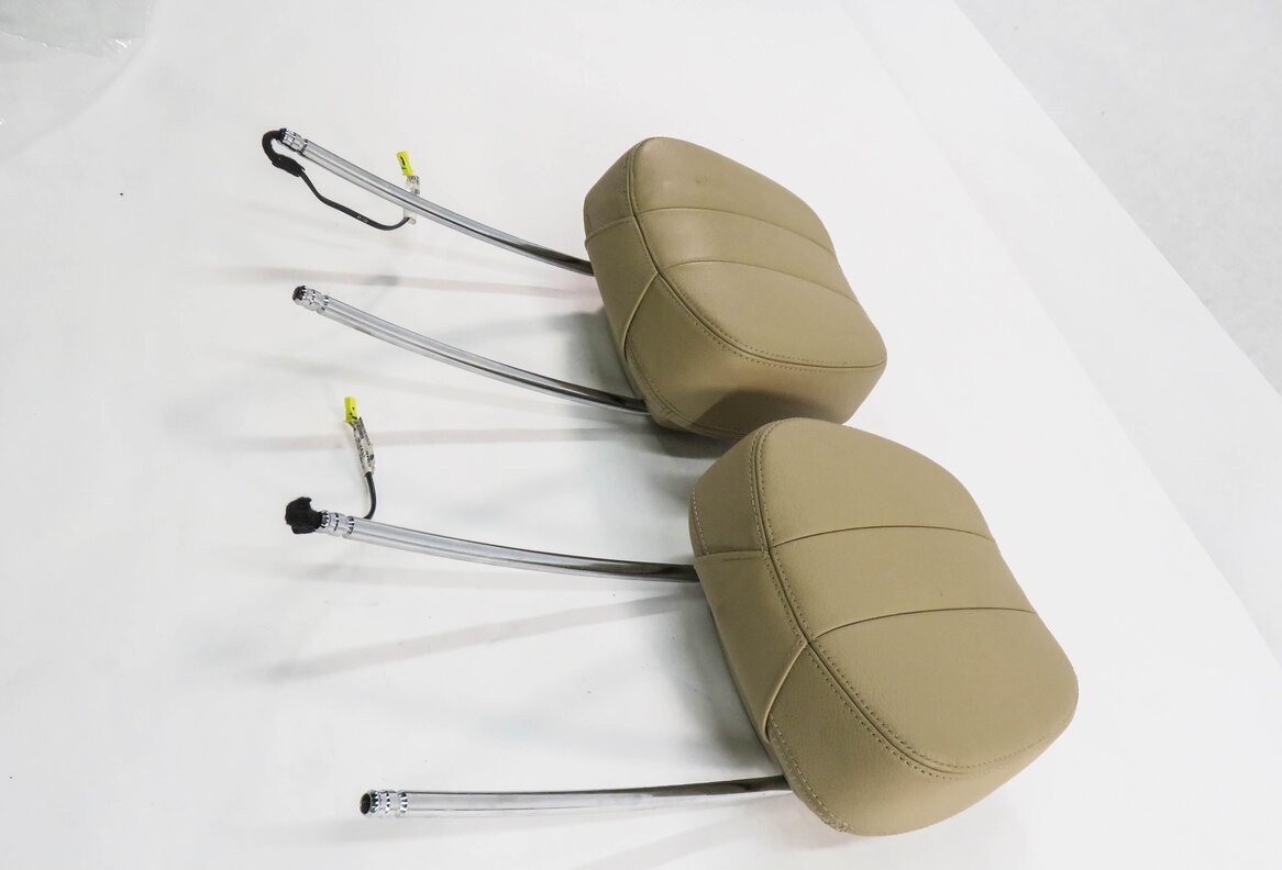 Thumbnail 4: 2008 MERCEDES BENZ CLS550 (W219) FRONT LEFT & RIGHT SEAT HEADREST SET (BROWN)